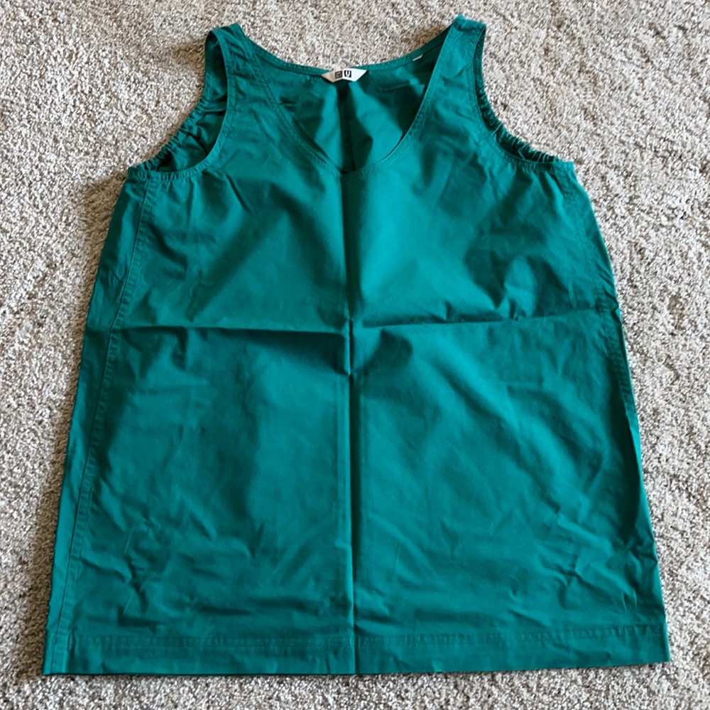 5 for $20 SALE! UNIQLO Green Sleeveless Blouse OL